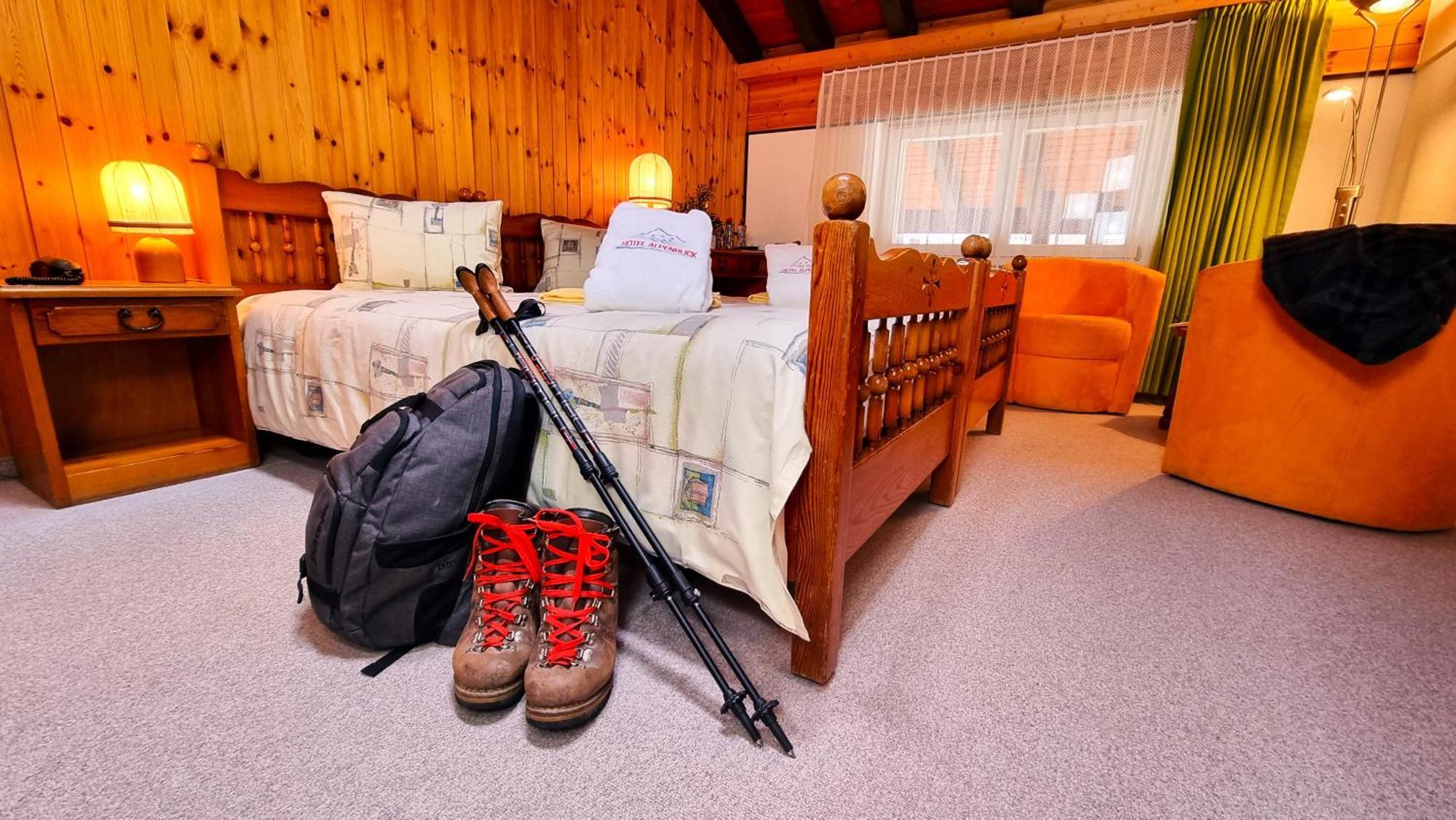 Hotel Alpenblick-Leukerbad-Therme Phòng bức ảnh