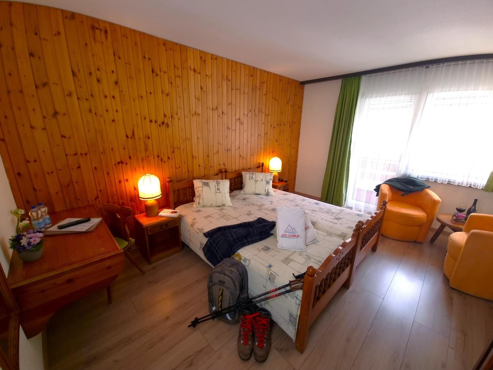 Hotel Alpenblick-Leukerbad-Therme Phòng bức ảnh